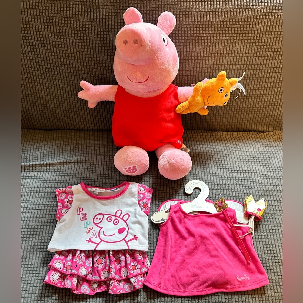 Build A Bear Peppa Pig with sound, teddy, and two outfits